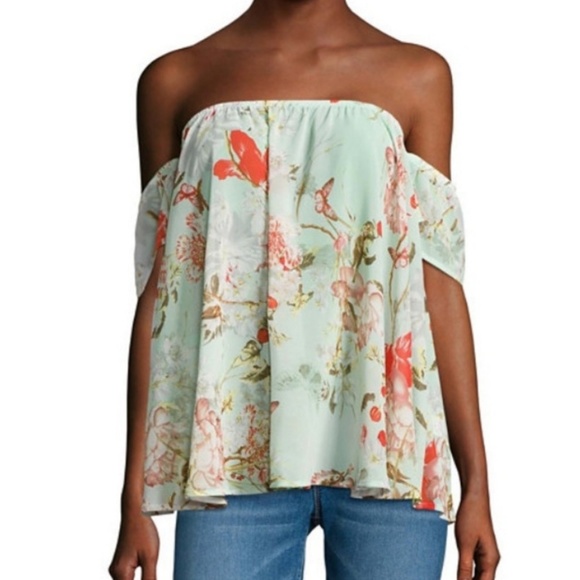 i jeans by Buffalo Tops - NWT I Jeans By Buffalo | Floral Off Shoulder Top